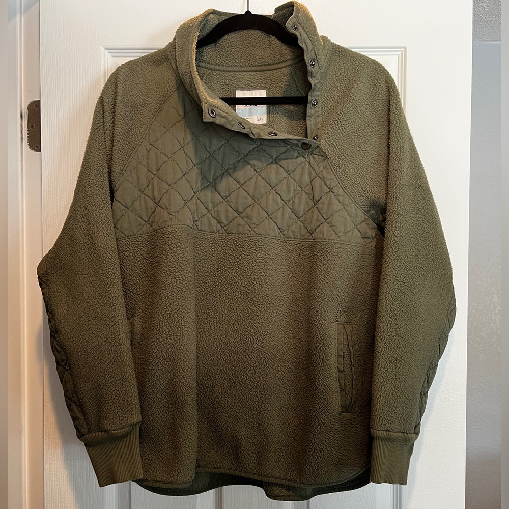 Abercrombie asymmetrical snap-up fleece